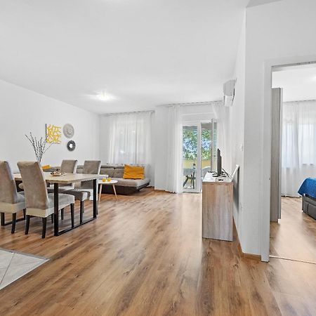 Neea Apartments Медулин Экстерьер фото