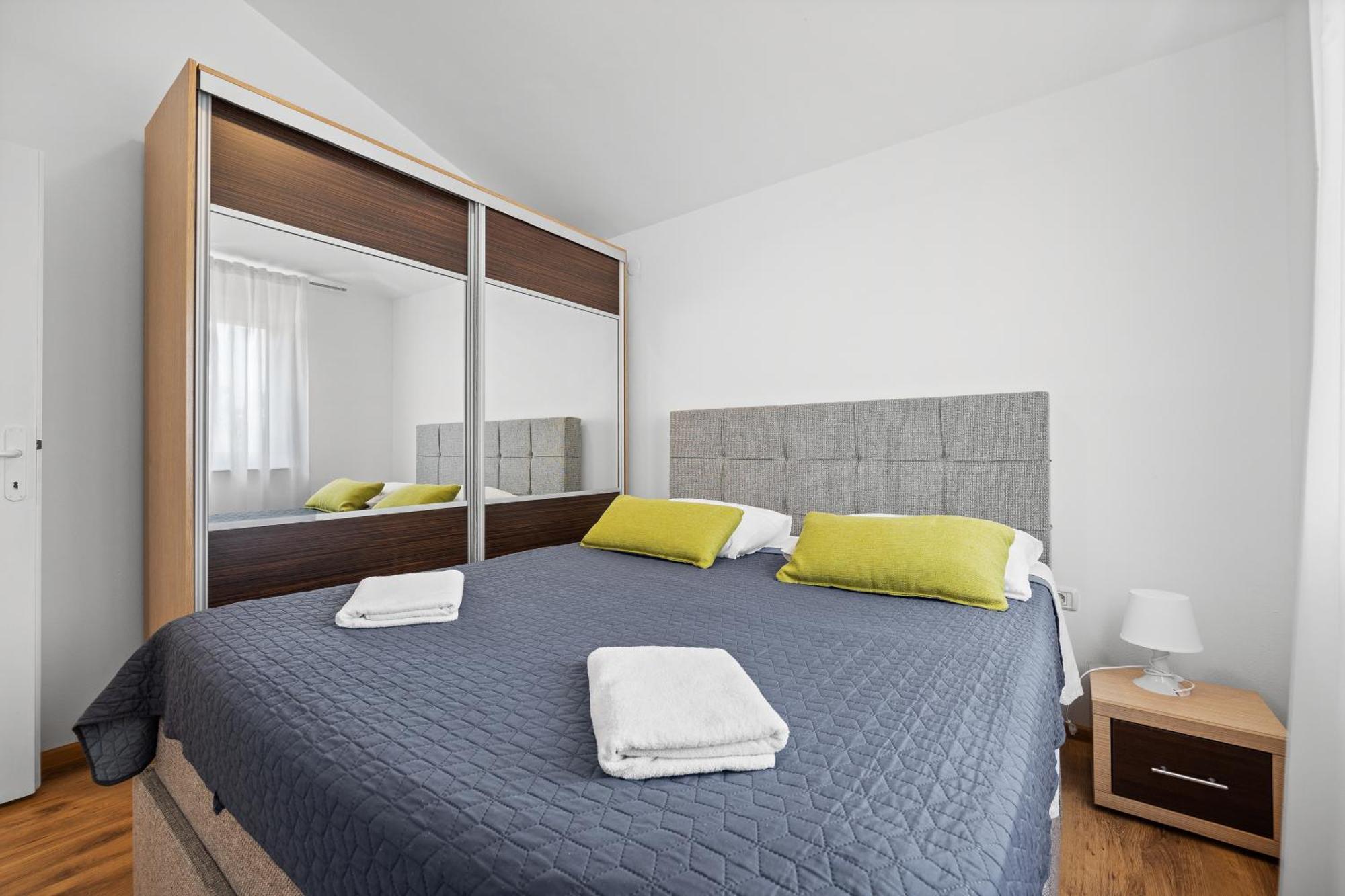 Neea Apartments Медулин Экстерьер фото