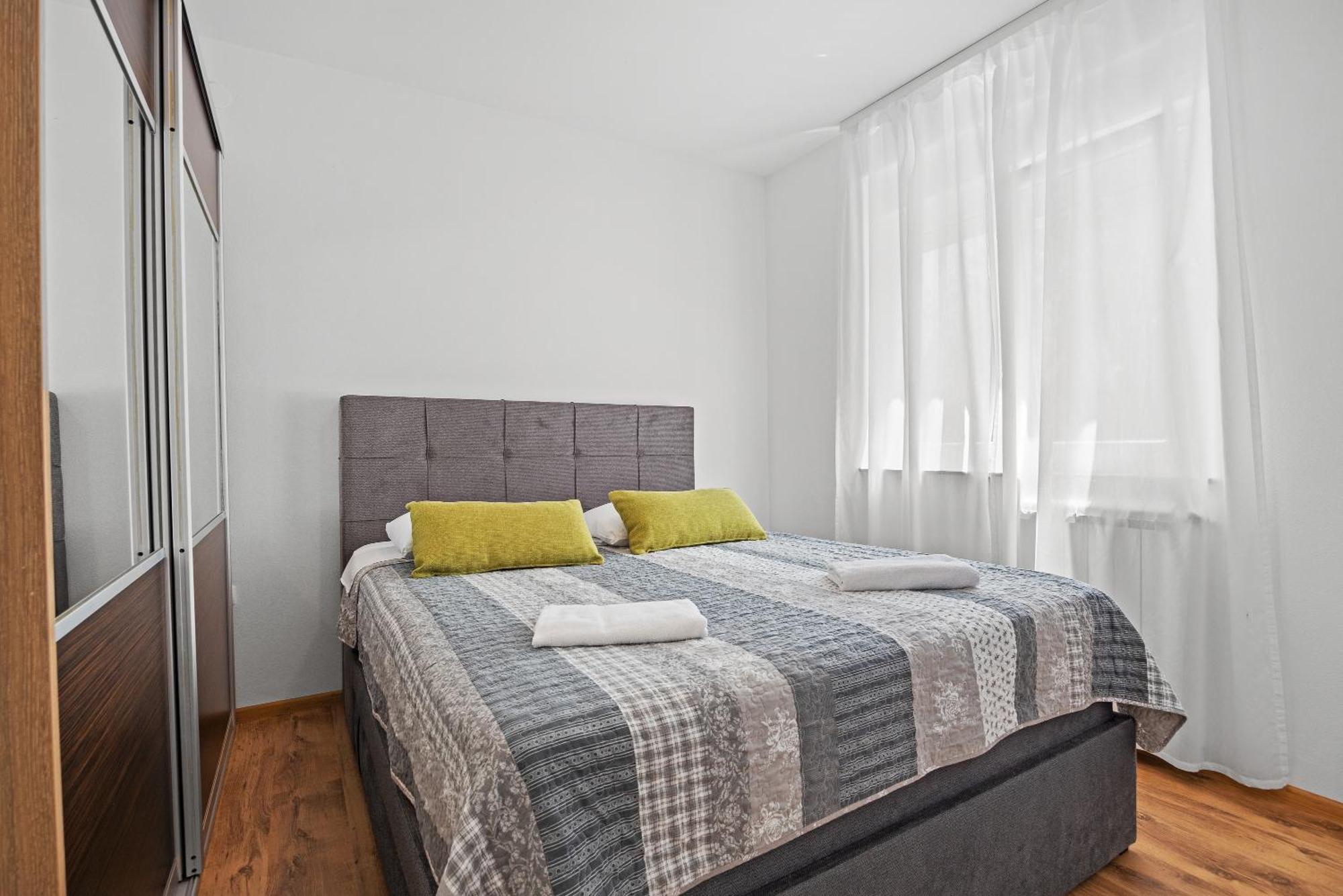 Neea Apartments Медулин Экстерьер фото